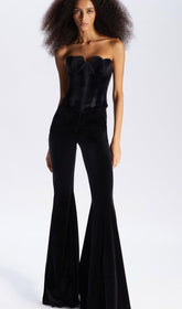 Haut court sans bretelles style corset noir
